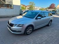 Usado Skoda Octavia Style 150 HP (110 kW) 2018 Prateado Carrinha