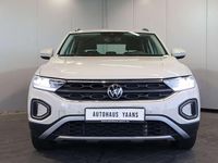 Gebraucht VW T-Roc Life 150 PS (110 kW) 2024 Grau SUV