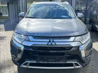 Gebraucht Mitsubishi Outlander Diamant Edition 150 PS (110 kW) 2019 Grau SUV