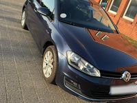 Gebraucht VW Golf VII LOUNGE 86 PS (63 kW) 2015 Blau Limousine