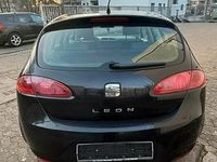 Second-hand Seat Leon 105 CP (77 kW) 2006 Negru Hatchback