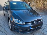 Gebraucht VW Golf VII Trendline 86 PS (63 kW) 2018 Grau Limousine