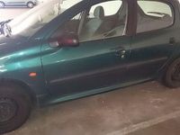 Gebraucht Peugeot 206 75 PS (55 kW) 1999 Grün Kleinwagen