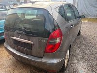 Gebraucht Mercedes A180 109 PS (80 kW) 2012 Grau Limousine