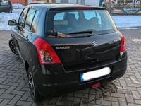 Gebraucht Suzuki Swift 92 PS (67 kW) 2010 Schwarz Kleinwagen