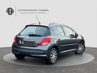 Gebraucht Peugeot 207 Tendance 92 PS (67 kW) 2011 Lack grau shark/metalliclacki Limousine