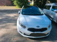 Gebraucht Kia Ceed 128 PS (94 kW) 2013 Weiß Kleinwagen
