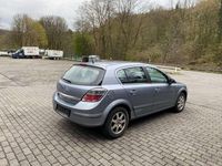 Gebraucht Opel Astra 116 PS (85 kW) 2009 Silber Limousine