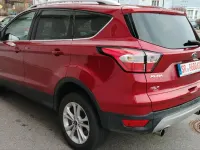 Gebraucht Ford Kuga Titanium 182 PS (133 kW) 2018 Rot SUV