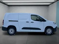 Neu Fiat Doblò 131 PS (96 kW) 2025 Weiß Van / Kleinbus