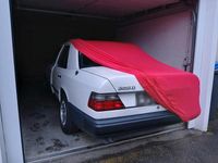 Gebraucht Mercedes 300 109 PS (80 kW) 1985 Weiß Limousine