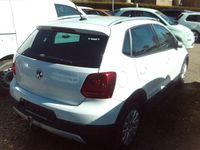 Gebraucht VW Polo Cross 90 PS (66 kW) 2015 Weiß Kleinwagen