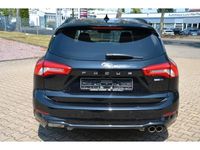 Gebraucht Ford Focus 125 PS (91 kW) 2020 Obsidianschwarz metallic (metallic) Kombi