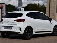 Neu Mitsubishi L Plus 94 PS (69 kW) 2025 Antarktisweiß Limousine