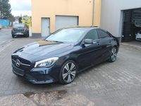 Gebraucht Mercedes CLA220 Night 184 PS (135 kW) 2018 Blau Limousine