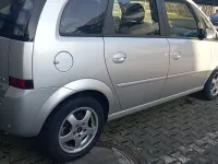 Gebraucht Opel Meriva 90 PS (66 kW) 2010 Silber Van / Kleinbus