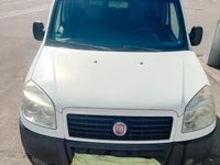 Gebraucht Fiat Doblò 77 PS (56 kW) 2009 Weiß Van / Kleinbus