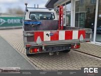 Gebraucht VW T5 102 PS (75 kW) 2010 Grauweiß r9002 Van