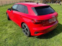 Gebraucht Audi A3 Ambiente 150 PS (110 kW) 2021 Rot Limousine