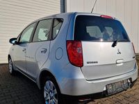 Gebraucht Mitsubishi Colt Invite 95 PS (69 kW) 2009 Silber Kleinwagen