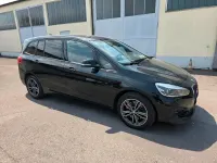 Gebraucht BMW 218 Gran Tourer Sport Line 150 PS (110 kW) 2019 Schwarz Van / Kleinbus