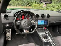 Second-hand Audi TTS S-Line 200 CP (147 kW) 2006 Argintiu Cabrio