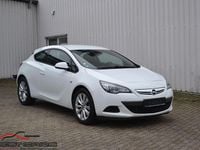 Gebraucht Opel Astra GTC Basis 136 PS (100 kW) 2015 Weiß Coupé
