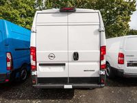 Gebraucht Opel Movano 140 PS (102 kW) 2024 Casablancaweiß Van