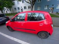 Gebraucht Hyundai i10 75 PS (55 kW) 2009 Rot Kleinwagen