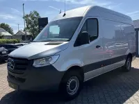 Gebraucht Mercedes Sprinter 150 PS (110 kW) 2022 Silber Van