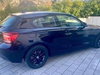Gebraucht BMW 116 136 PS (100 kW) 2014 Schwarz Kleinwagen