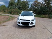 Gebraucht Ford Kuga Titanium 163 PS (119 kW) 2013 Weiß SUV
