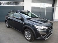 Gebraucht Dacia Sandero Comfort 91 PS (66 kW) 2022 Grau "comete" Kleinwagen