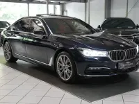 Gebraucht BMW 750L 400 PS (294 kW) 2019 Blau Limousine