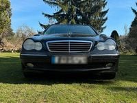 Używany Mercedes C320 218 KM (160 kW) 2004 Czarny Kombi