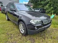 Gebraucht BMW X3 Lifestyle 177 PS (130 kW) 2010 Schwarz SUV
