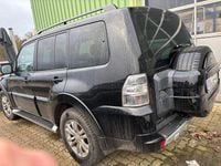 Gebraucht Mitsubishi Pajero Instyle 200 PS (147 kW) 2013 Schwarz SUV