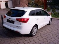 Gebraucht Kia Ceed 128 PS (94 kW) 2015 Weiß Kleinwagen