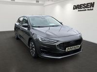 Gebraucht Ford Focus Titanium 125 PS (91 kW) 2022 Grau Limousine