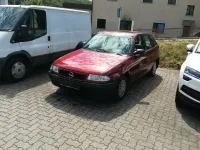 Gebraucht Opel Astra 60 PS (44 kW) 1995 Rot Limousine