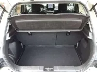 Gebraucht Suzuki Swift Comfort 83 PS (61 kW) 2025 Caravan ivory pearl metallic Kleinwagen