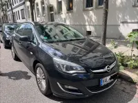 Gebraucht Opel Astra Edition 165 PS (121 kW) 2012 Schwarz Kombi