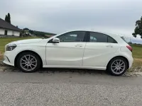 Gebraucht Mercedes A180 122 PS (89 kW) 2016 Calcitweiss/zirrusweiss Kleinwagen