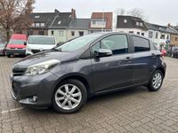 Gebraucht Toyota Yaris Edition 69 PS (50 kW) 2013 Grau Kleinwagen