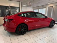 Gebraucht Tesla Model 3 377 kW (513 PS) 2022 Rot Limousine