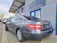 Usata Mercedes E550 184 CV (135 kW) 2011 Grigio Coupé