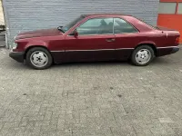 Gebraucht Mercedes E300 1991 Rot Coupé
