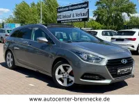 Gebraucht Hyundai i40 Trend 165 PS (121 kW) 2017 Silber Kombi