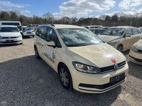 Gebraucht VW Touran 116 PS (85 kW) 2019 Beige Van / Kleinbus