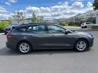 Gebraucht Ford Focus 120 PS (88 kW) 2022 Grau Limousine